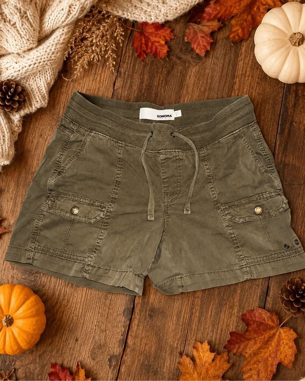 Sonoma Goods For Life Olive Green Cargo Shorts Women’s Size 6 Utility Pull On